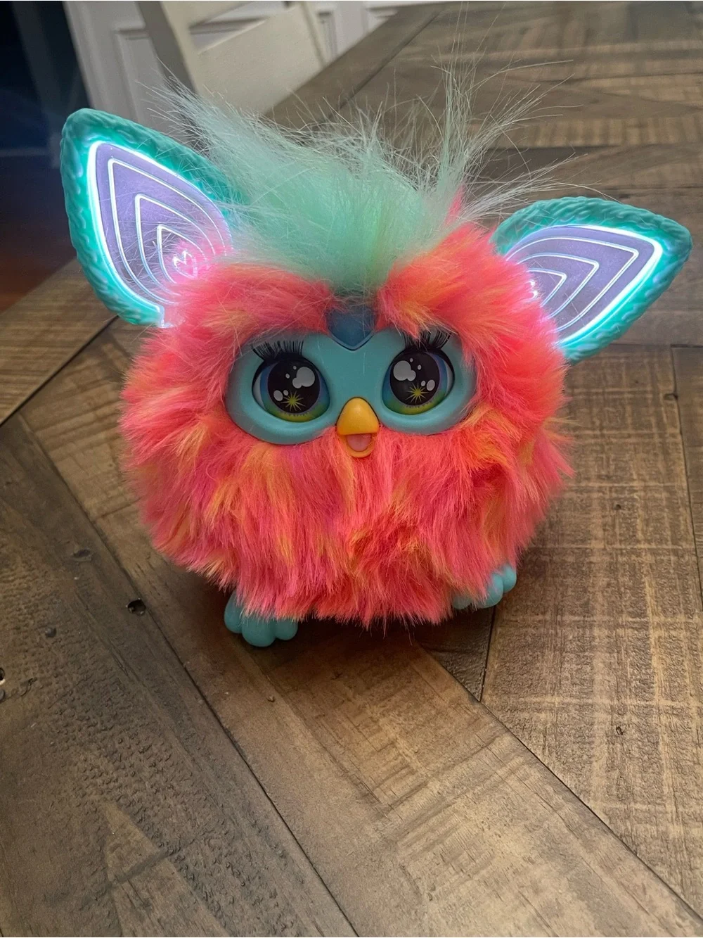 Furby Coral 2023 Electronic Plush - Moving Light Up Ears